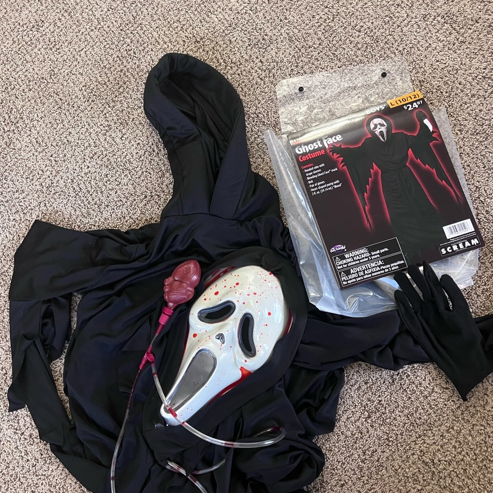 Boys large Scream halloween costumes
